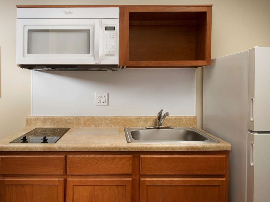 Woodspring Suites Chattanooga Room photo