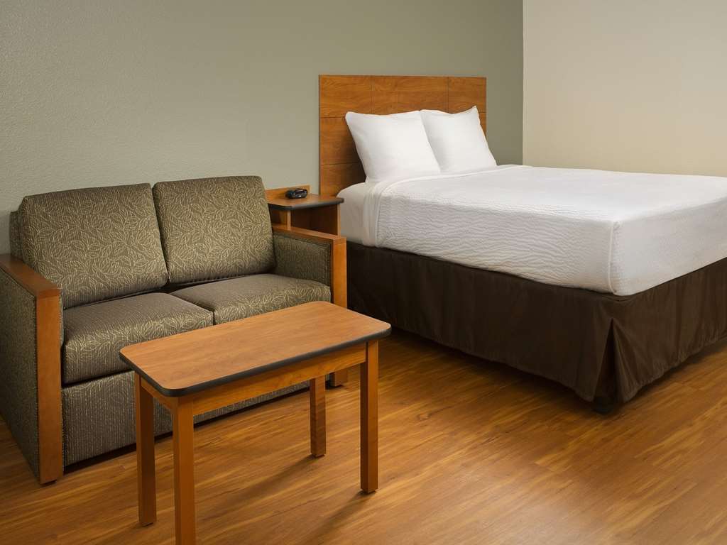 Woodspring Suites Chattanooga Room photo